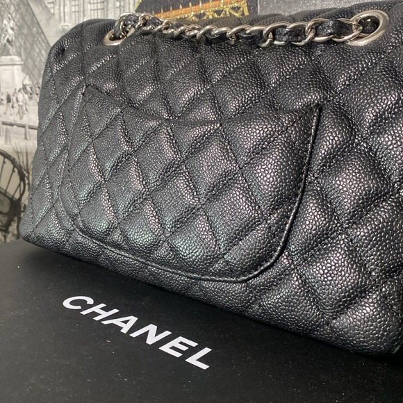 Chanel Caviar Quilted Medium Double Flap Black 💃🏻 - Picture 6 of 12